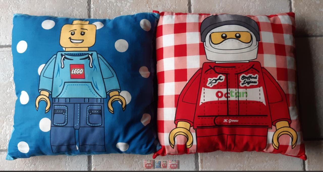 Lego sierkussen Formula 1,  minifiguur Octan, rood