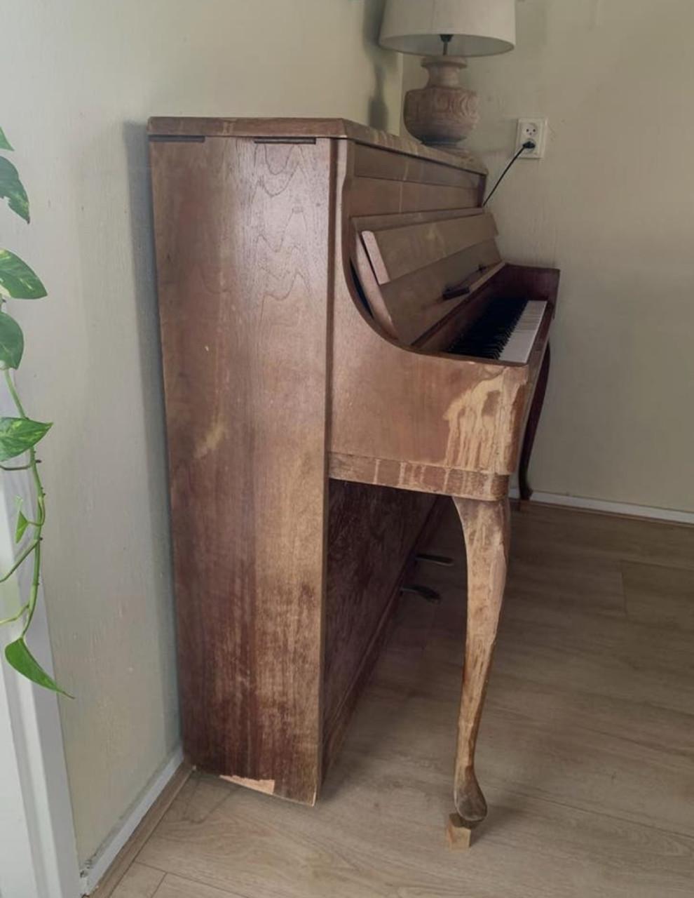 Mooie Rippen Piano jaren ‘40-‘50 (Opknapper)