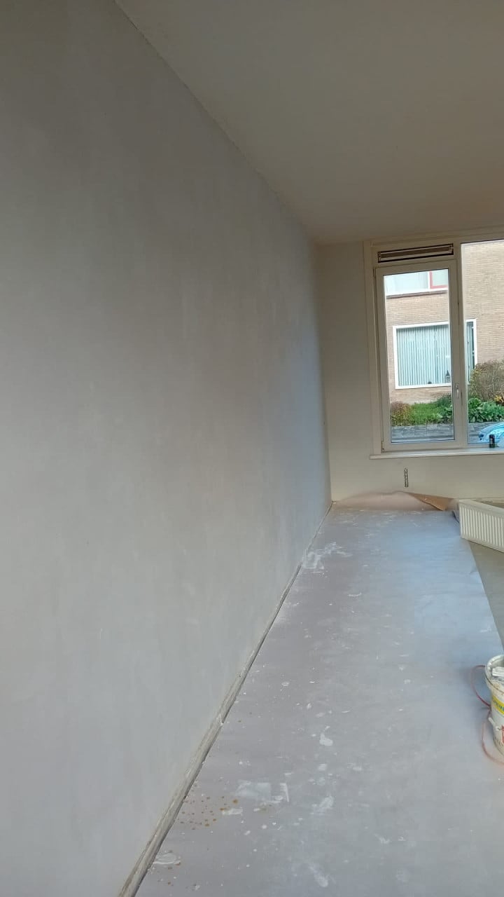 Renoveren? Wij maken uw woning weer als nieuw! 06-42779933