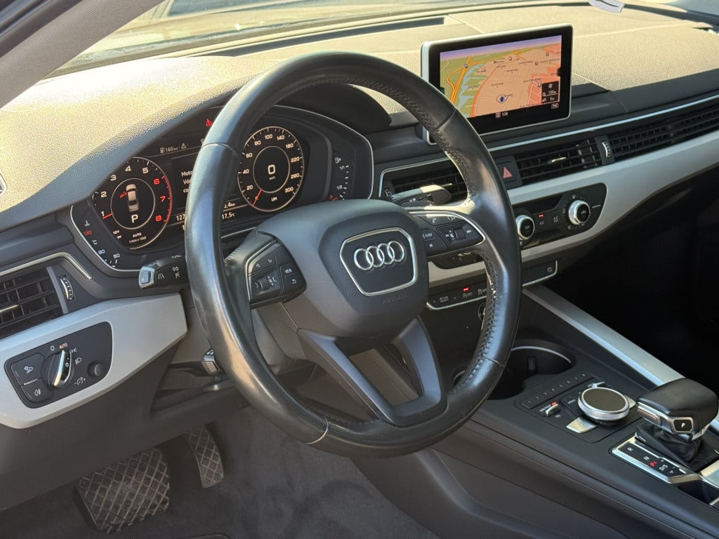 Audi A4 limousine | achteruitrijcamera | keyless | digital dash | 2.0 tfsi