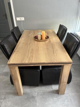 GRATIS ophalen 4 leren eettafel stoelen