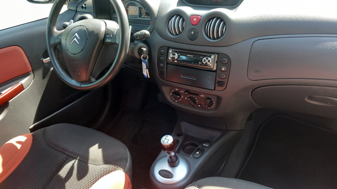 Citroen C2 1.6 16v VTR automaat !!!! bj:2004 lm-velgen i.z.g.st apk 5-2026