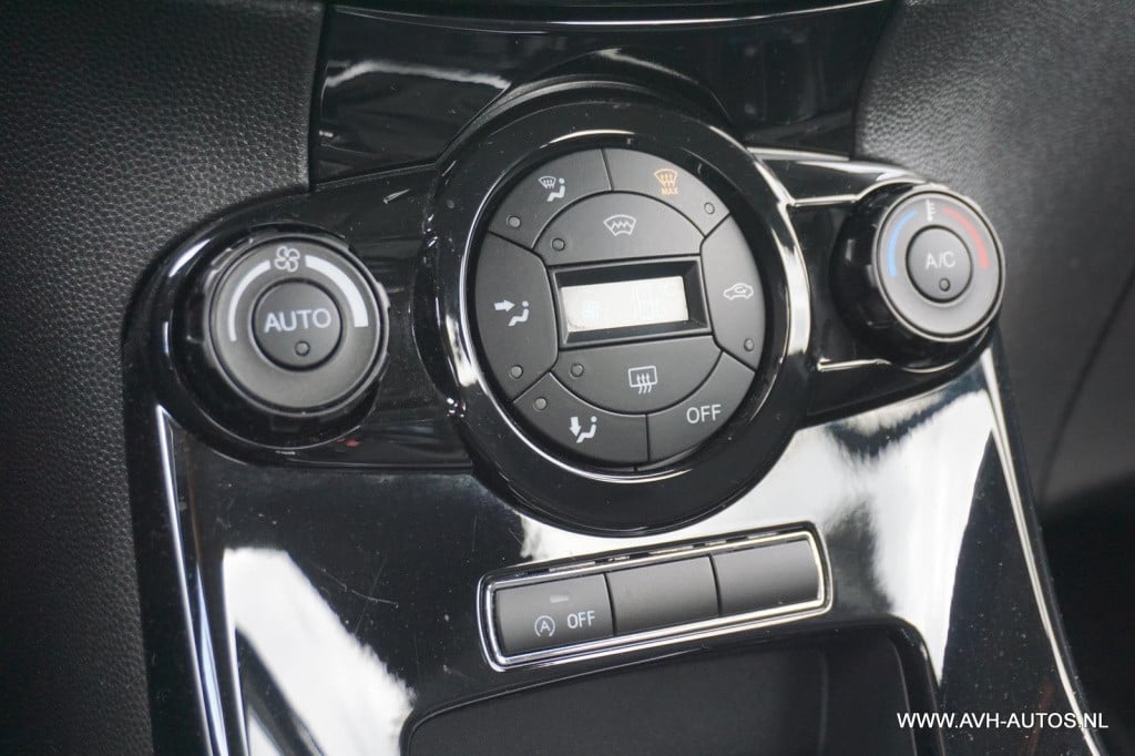 Ford Fiesta 1.0 ecoboost titanium