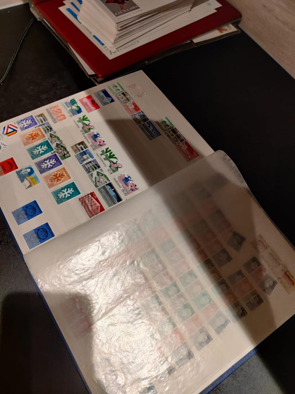 Dun Importa album met zegels en series Nederland