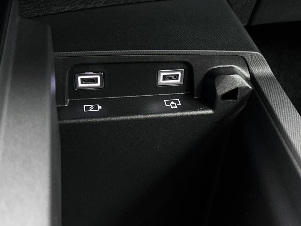 Peugeot 5008 hybrid 145pk automaat gt | rijklaar | 7 zitplaatsen | elektris
