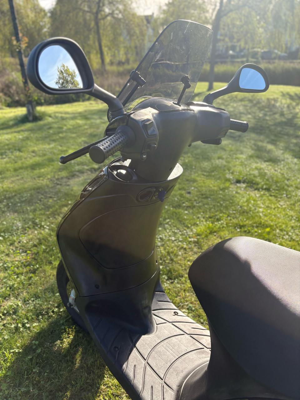 Piaggio Zip iGet 2019 - 45 km/u - Rijklaar