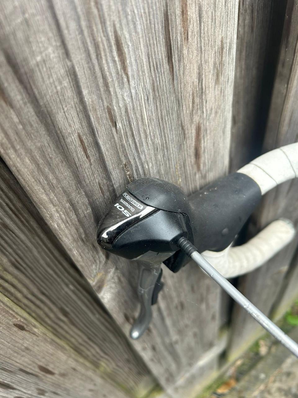 Racefiets Sensa Umbria / Shimano 105