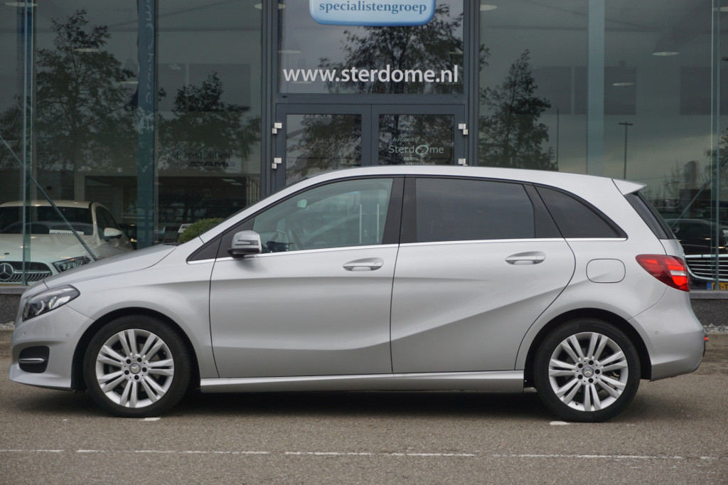 Mercedes-Benz B-Klasse 180 ambition style l facelift uitvoering l xenon l p