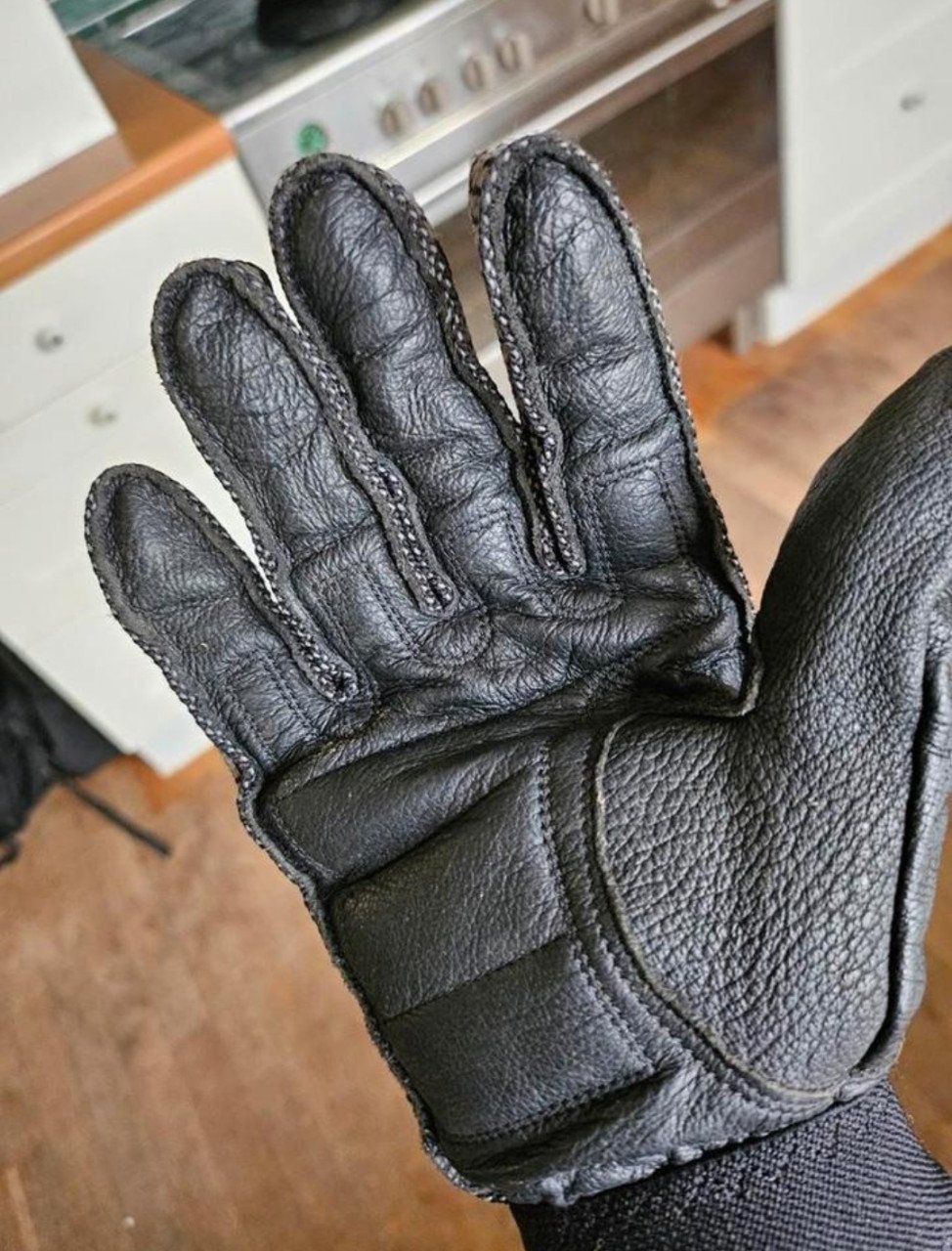 Motorjas  en handschoenen dames Harley Davidson