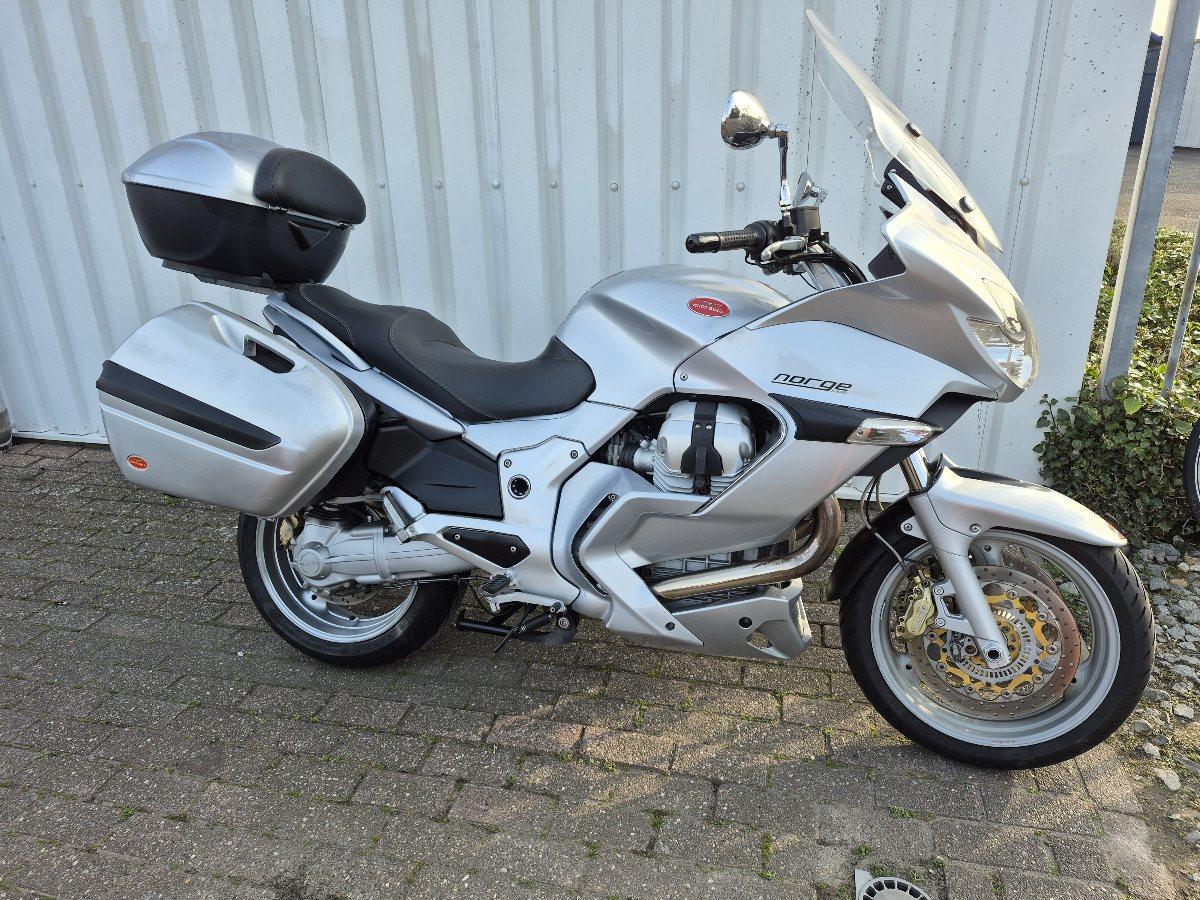 Moto Guzzi Norge 1200GTL uit 2010, dikke toermotor