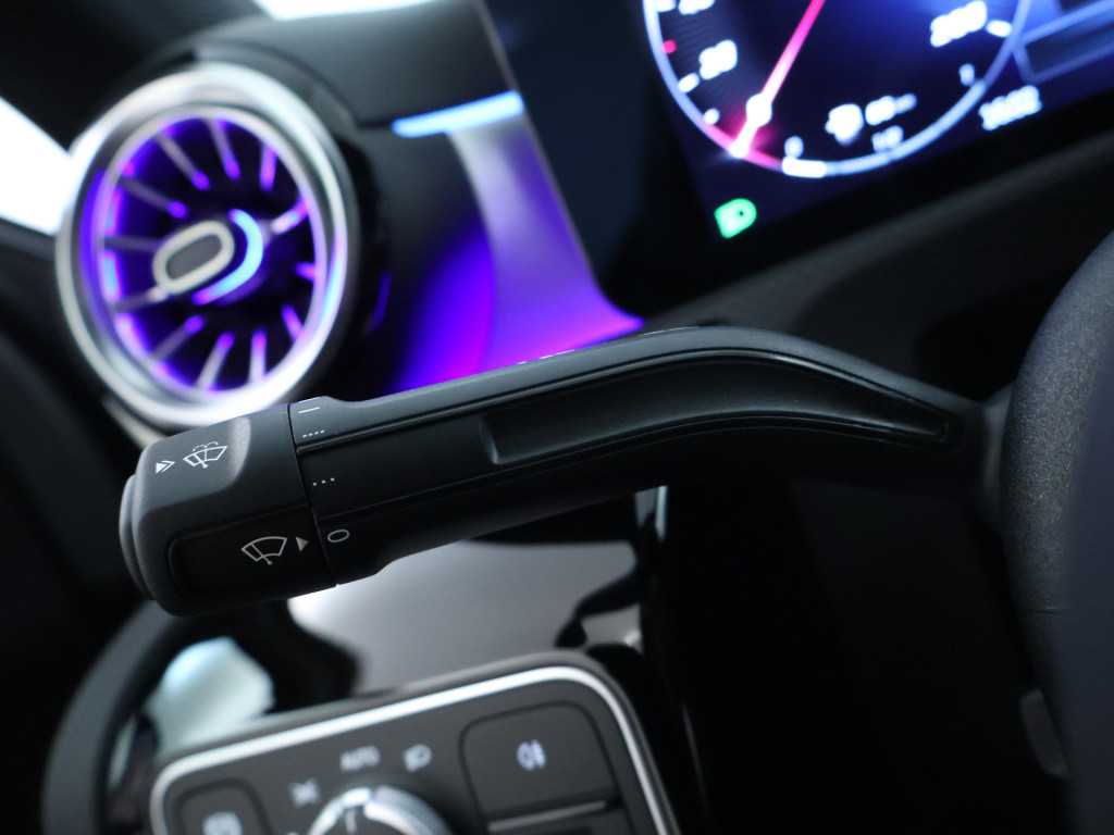 Mercedes-Benz A-Klasse 250 e business solution amg | trekhaak | amg line pl