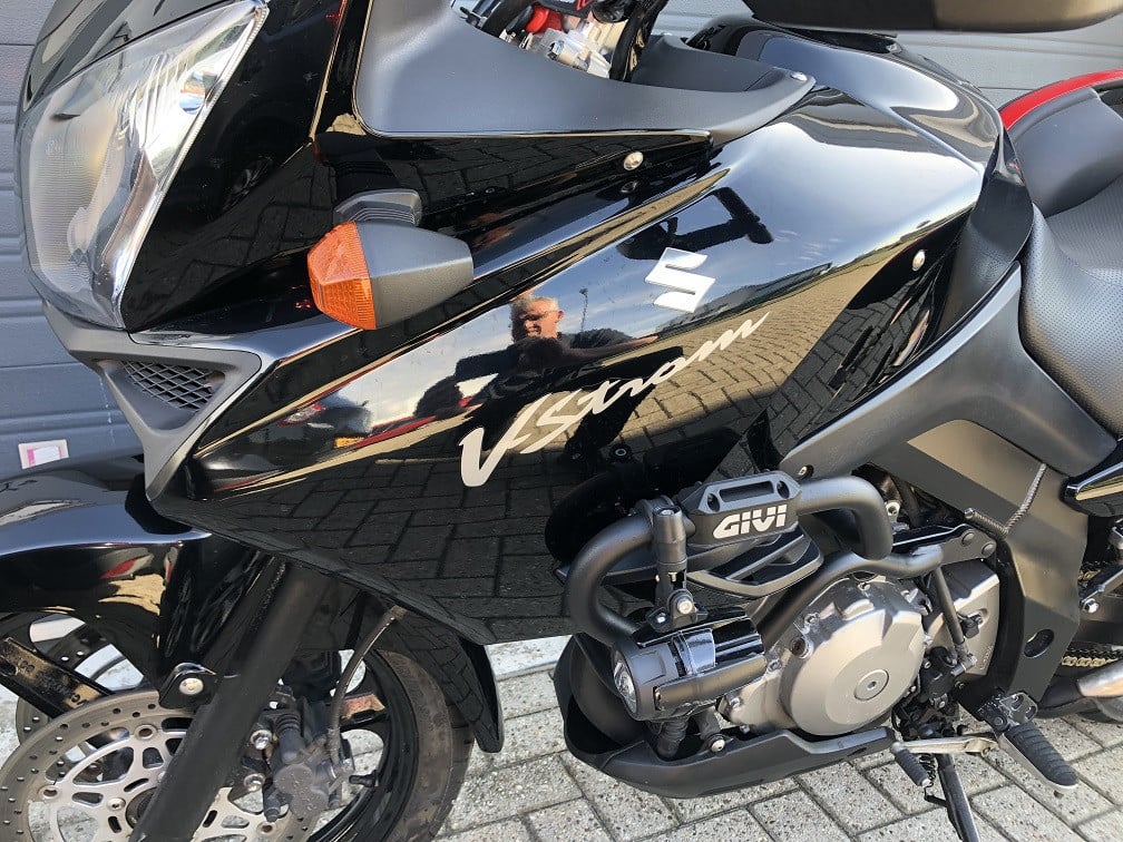 Suzuki DL1000 V-Strom, 11-2005, 31 dkm, 1e eig, kofferset etc etc €4450,-
