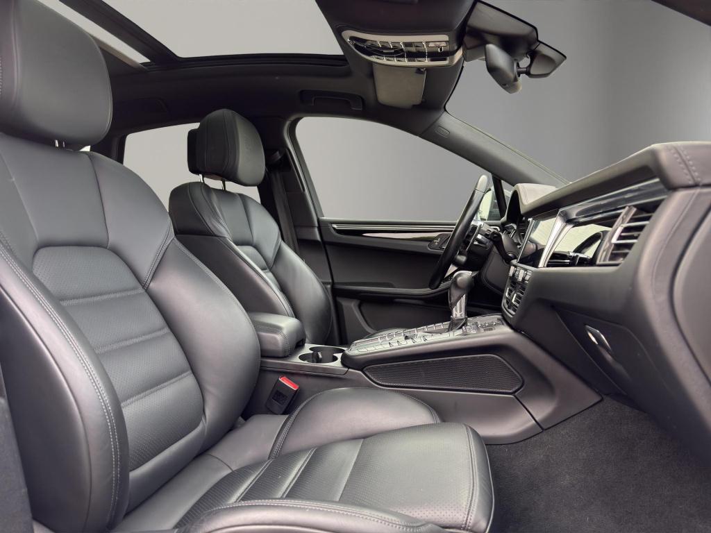 Porsche Macan 2.0 pano 245pk | bose | | memory | leder | 20"| camera |4x4 |