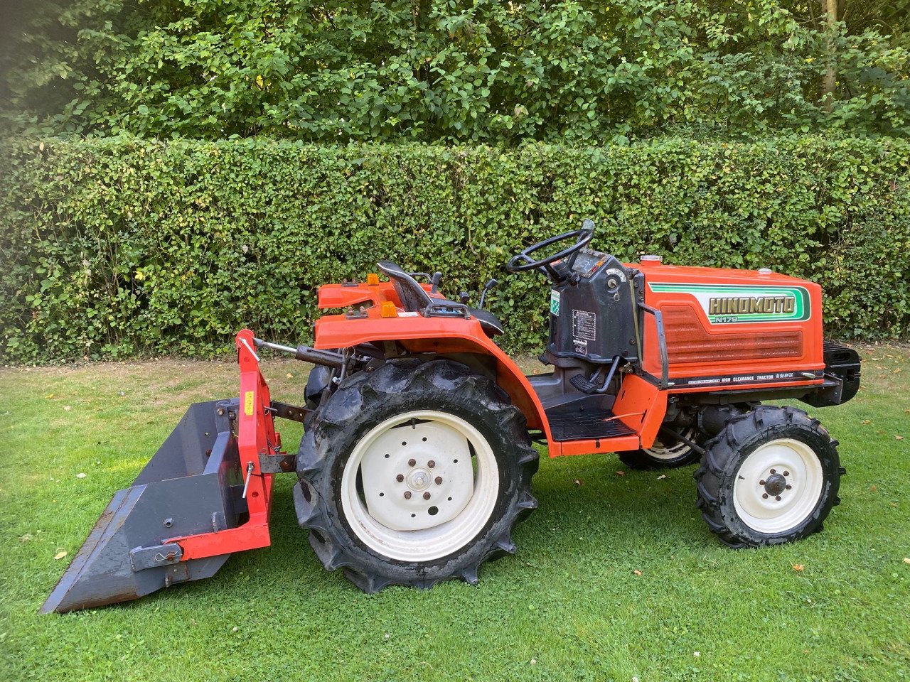 Midi tractor Hinomoto N179 20PK