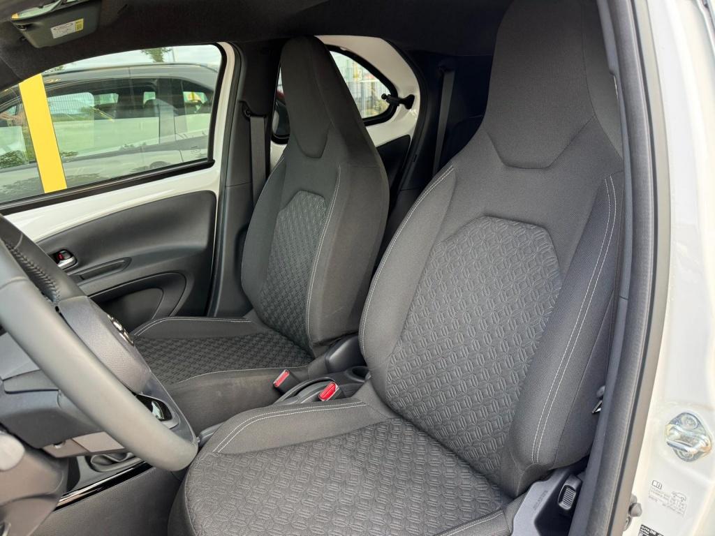 Toyota Aygo x 1.0 vvt-i mt pulse | bovag garantie