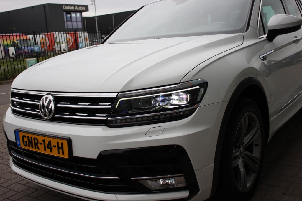 Volkswagen Tiguan 2.0 tsi 4motion r-line | leder | v.c. | keyless