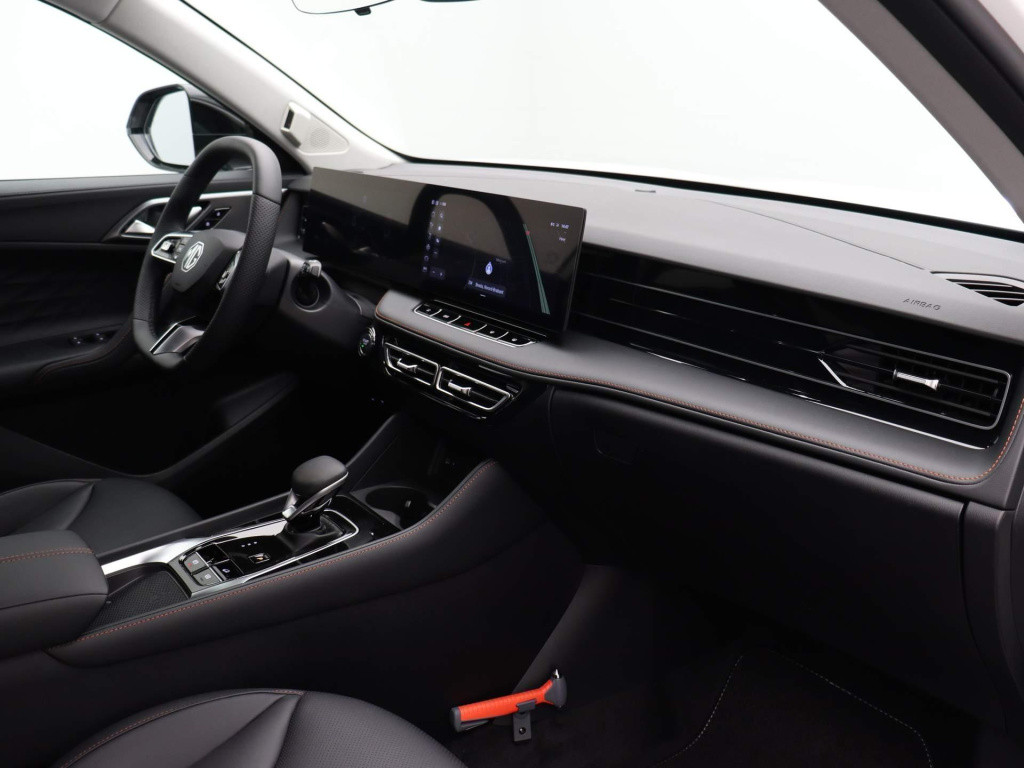 MG Hs 1.5 luxury | gratis upgrade | nieuw te bestellen | leder | 360 cam | 