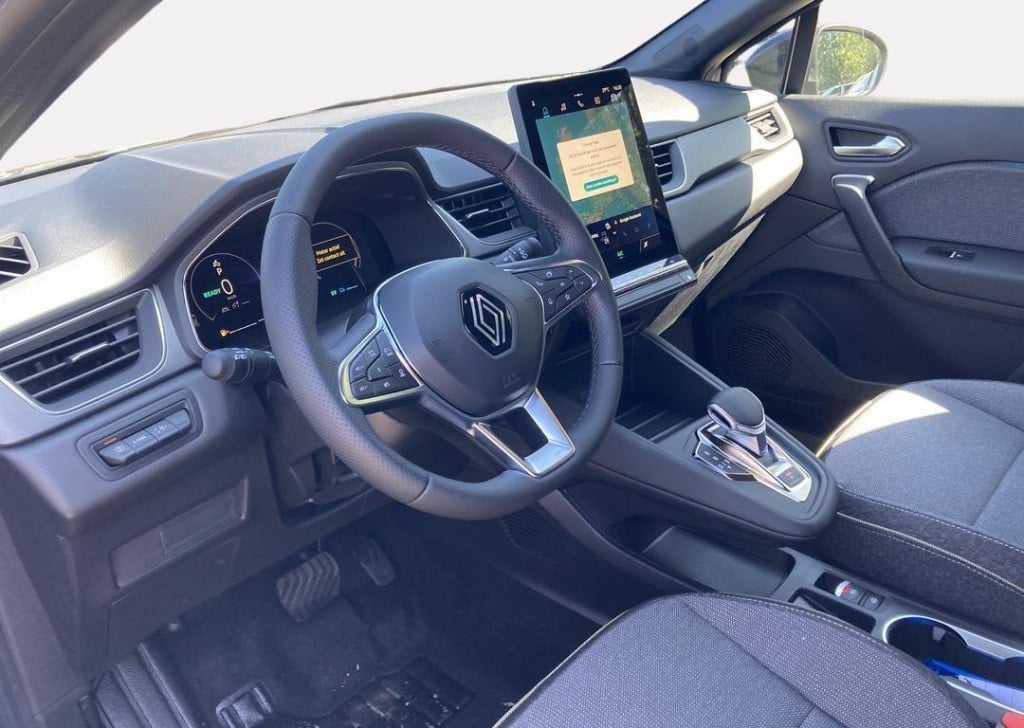 Renault Captur 1.6 e-tech full hybrid 145 techno
