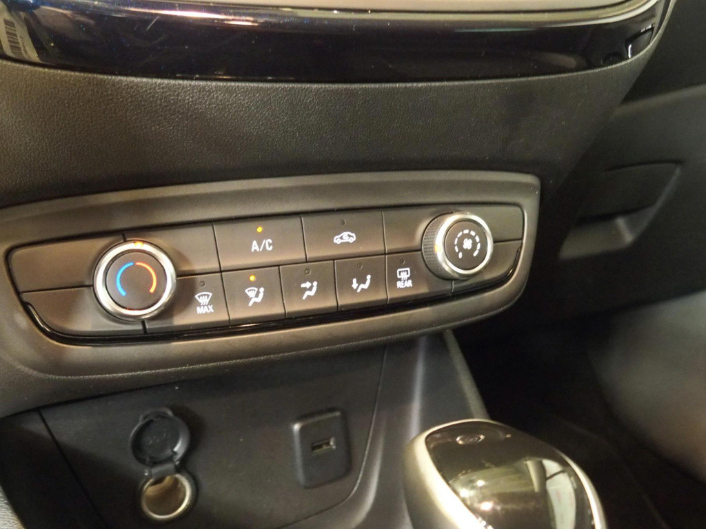 Opel Crossland X 1.2 turbo 120 jaar edition nl auto, cruise, appconnect,