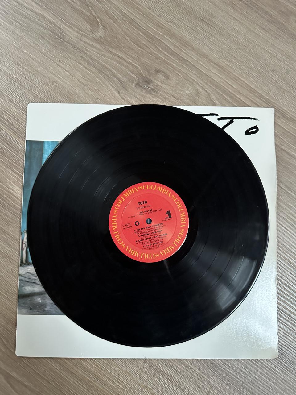 Toto - Fahrenheit / vinyl LP