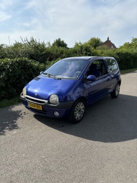 Renault twingo met een jaar apk!