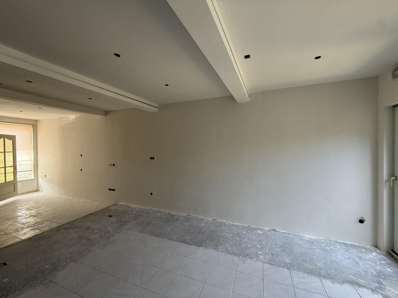 Schilderwerk en stucwerk telefoonnummer:0685004348