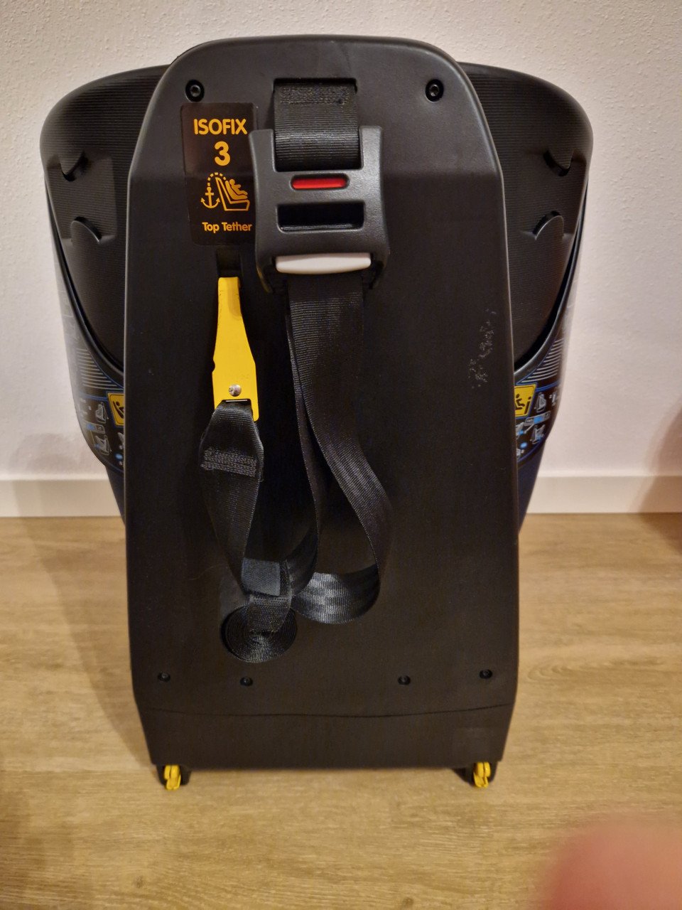 Maxi Cosi Axxisfix I-size 2024. Draaibare autostoel.