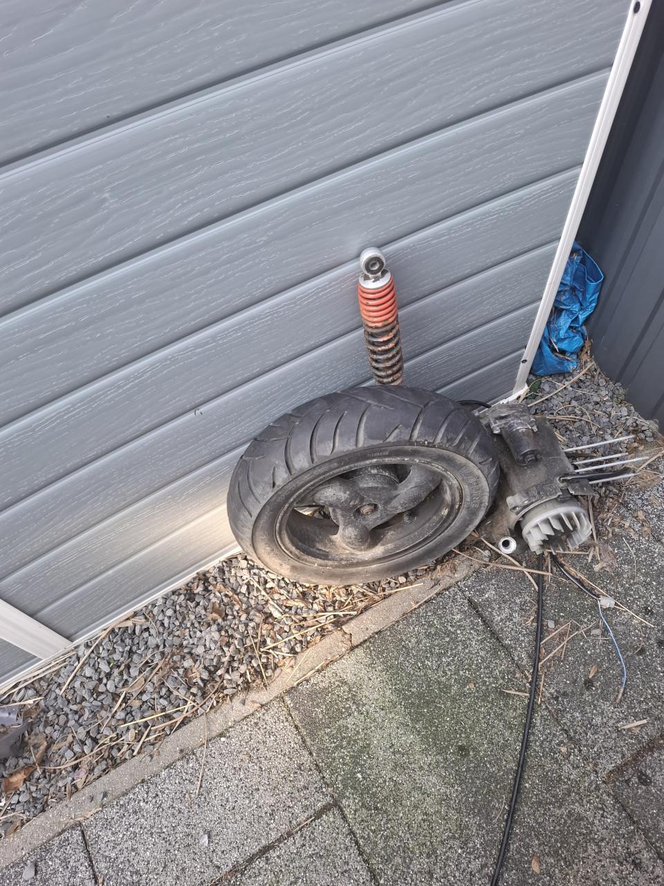 Rest scooter delen veel gratis.