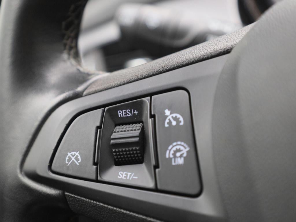 Opel Astra 1.2 edition apple carplay | climate control | parkeer sensoren |