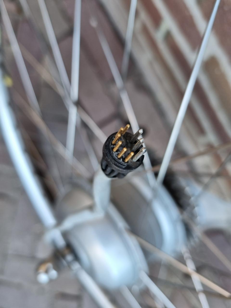 Voorwielmotor Gazelle Innergy met goede Schwalbe band