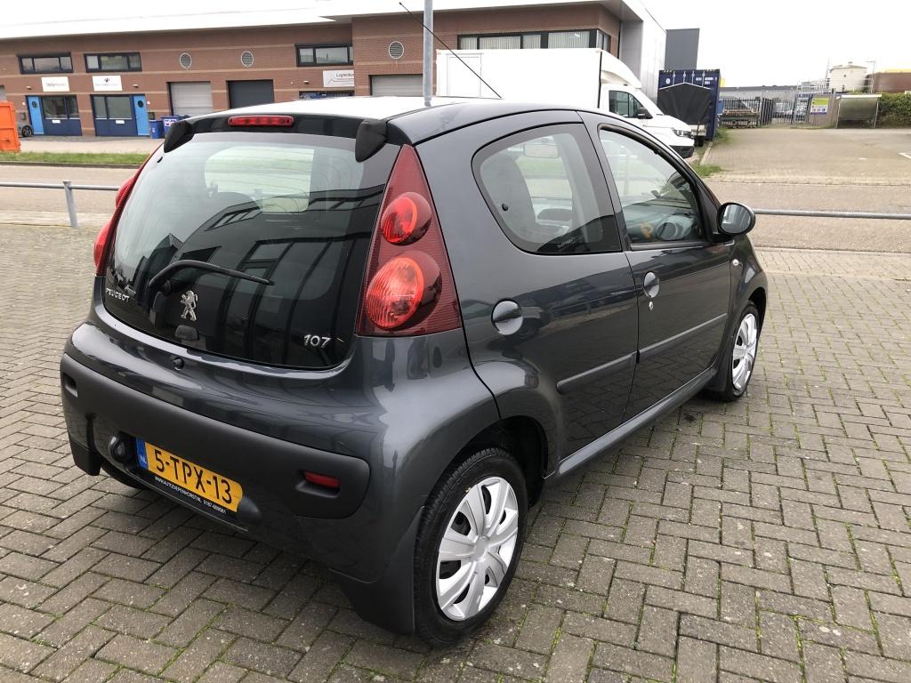 Peugeot 107 1.0 active