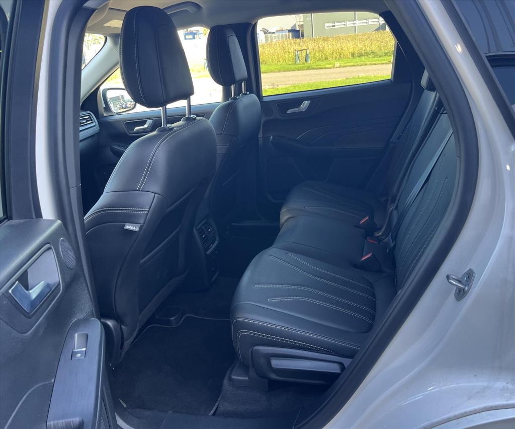 Ford Kuga 2.5 phev e-cvt 225pk vignale , trekhaak , winterpack met voorruit