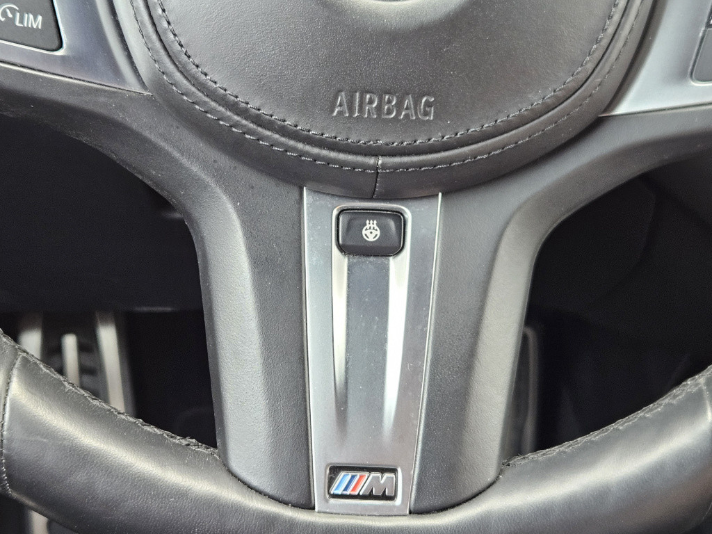 BMW 1 Serie m135i xdrive m-sport pro | irish green | h/k