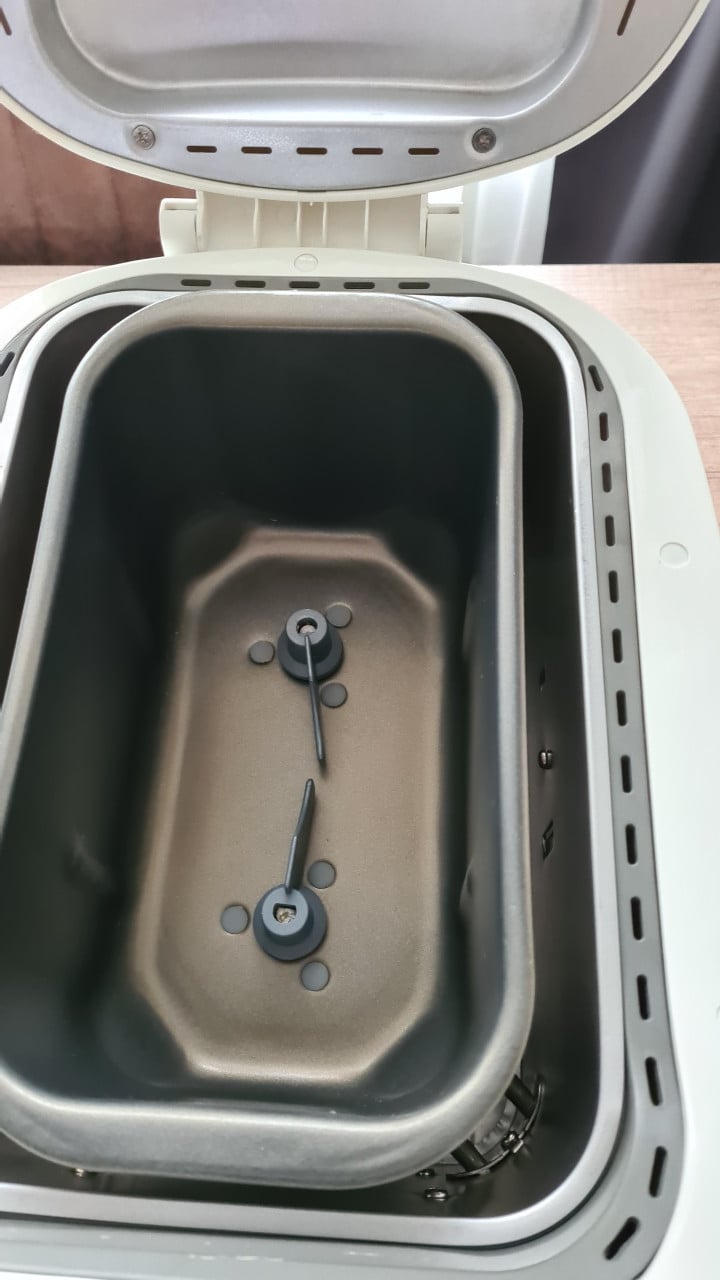 Broodbakautomaat Nieuw in doos merk QUIQQ 850W