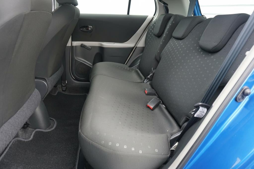 Toyota Yaris 1.3 vvti sol airco / elektr. ramen / nap