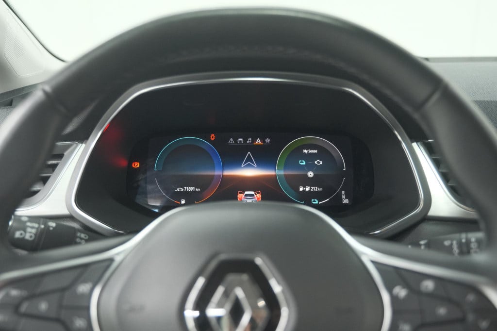 Renault Captur 1.6 e-tech plug-in hybrid 160 intens | parkeersensoren | app