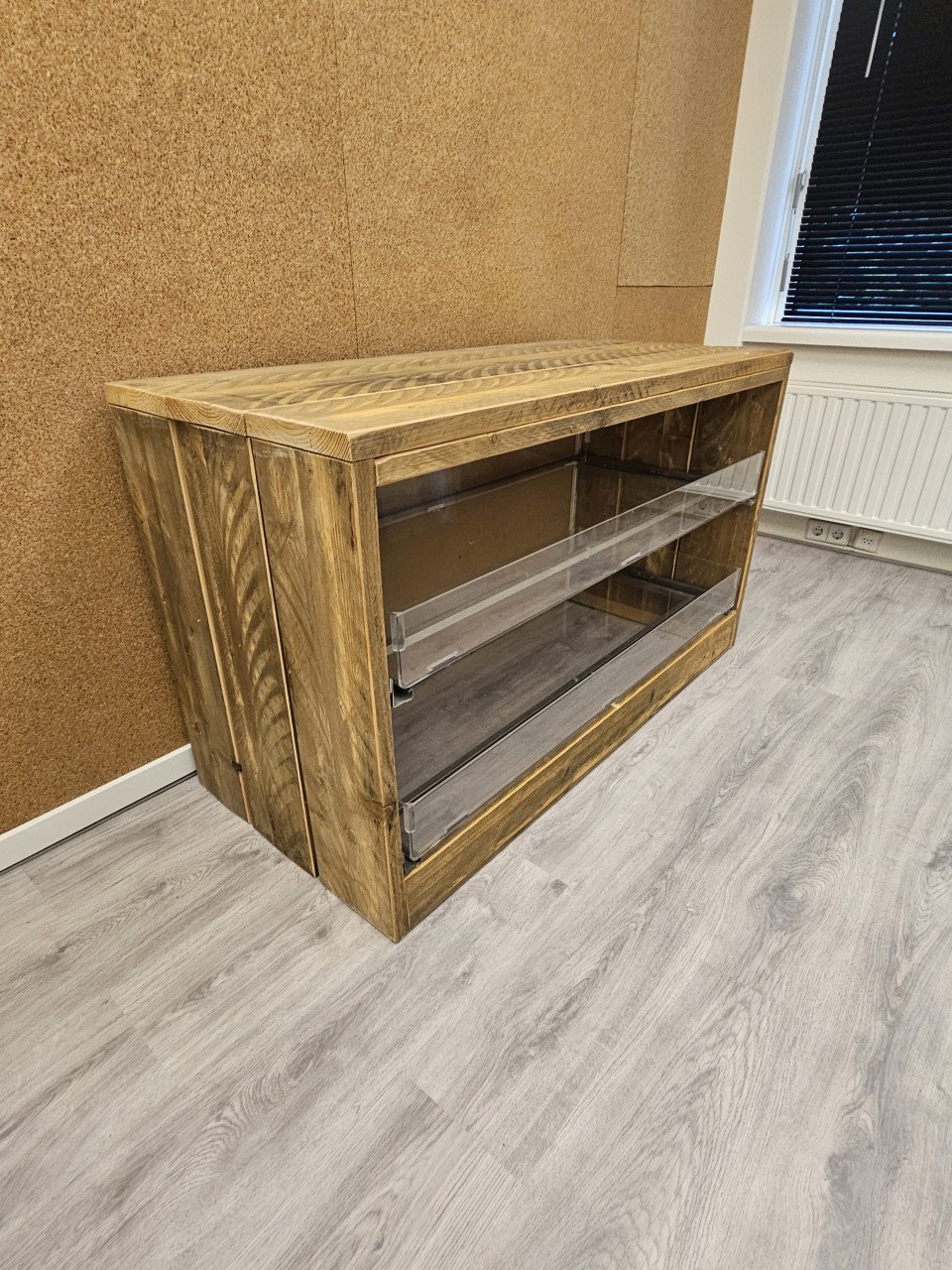 Te Koop, salon/praktijk meubilair