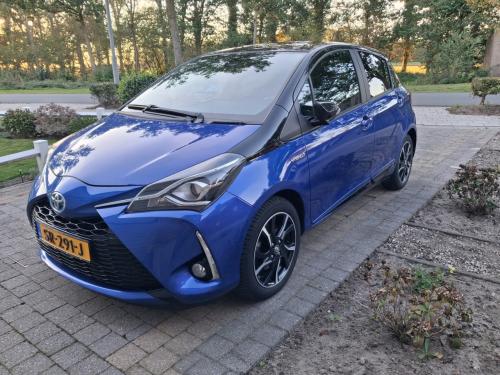 Toyota Yaris Hybrid 1.5 Bi-tone 2017