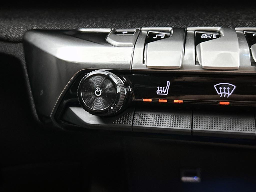 Peugeot 3008 hybrid 225 pk allure | rijklaar | stoelverwarming | elektronis