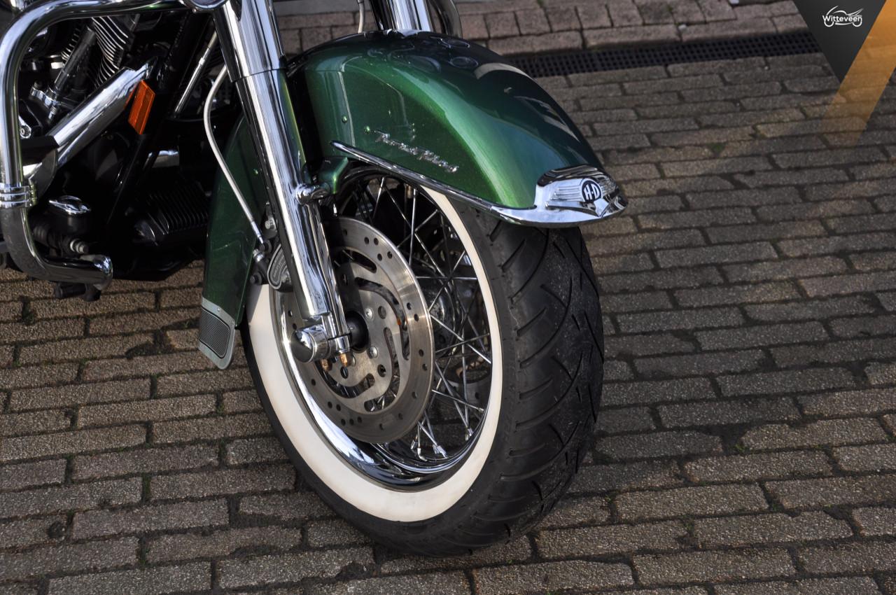 Harley-Davidson RoadKing Classic