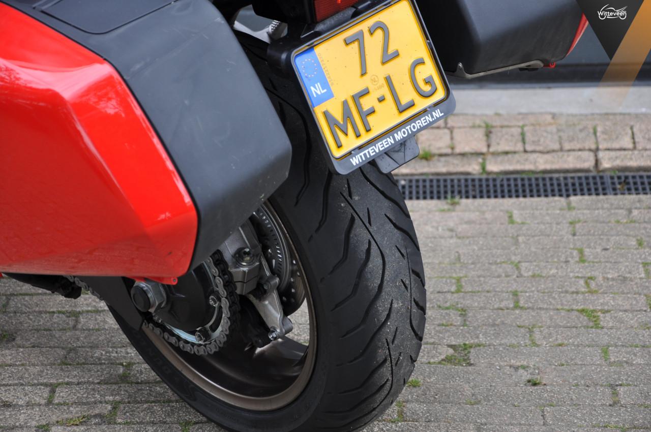 Honda VFR 800 F ABS koffers, handvatverwarming