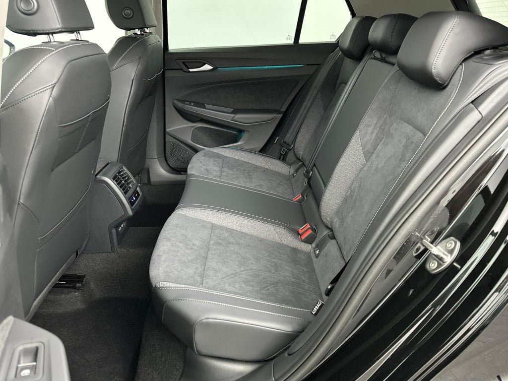 Volkswagen Golf style edition 1.5 ehybrid 150 kw / 204 pk hatchbac