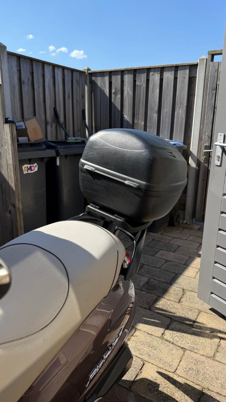 Te koop: Sym Fiddle II 45 km/u (Bromscooter) – Slechts 2.616 km