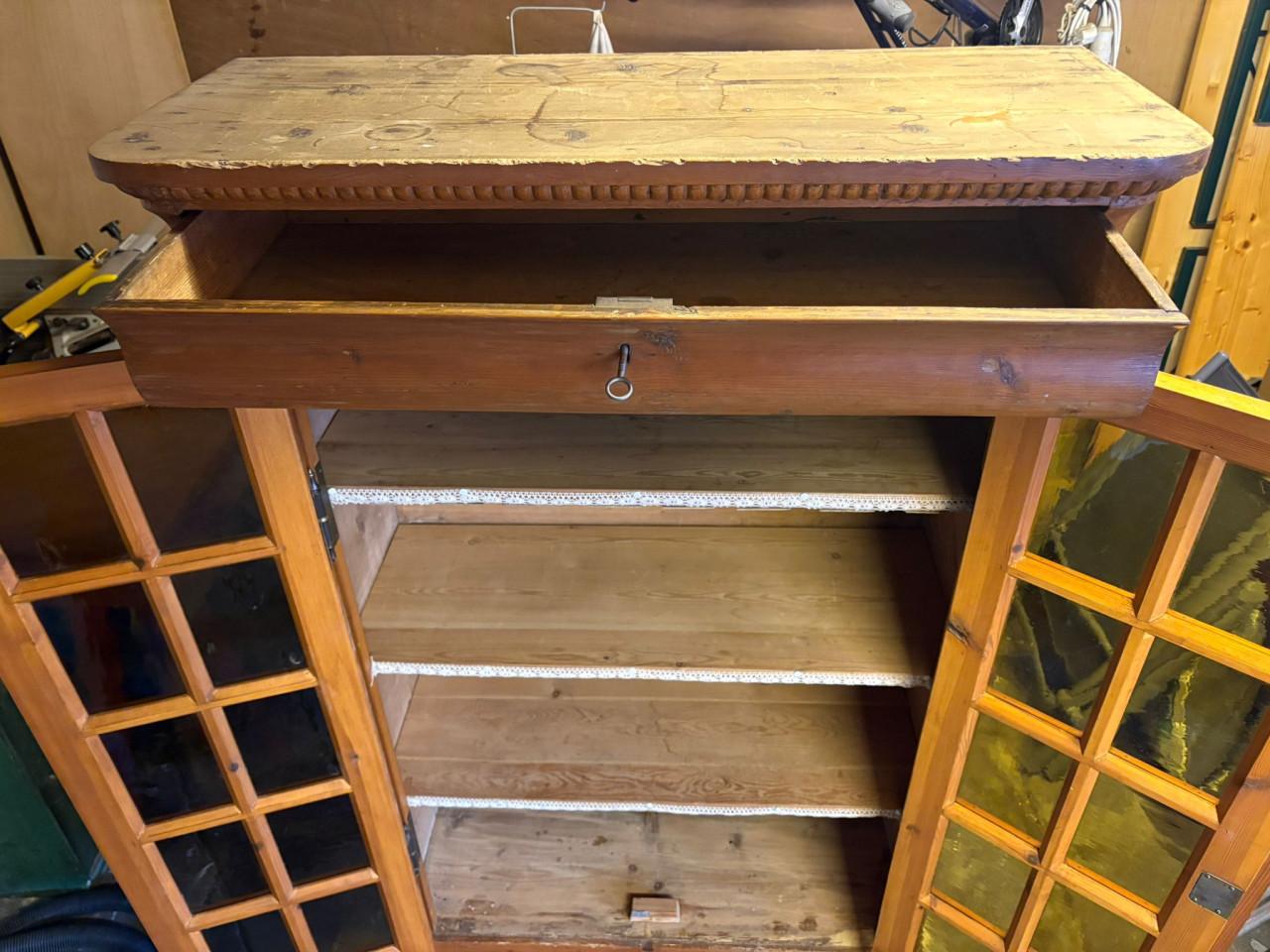 Te koop,Antiek kast / stoel,