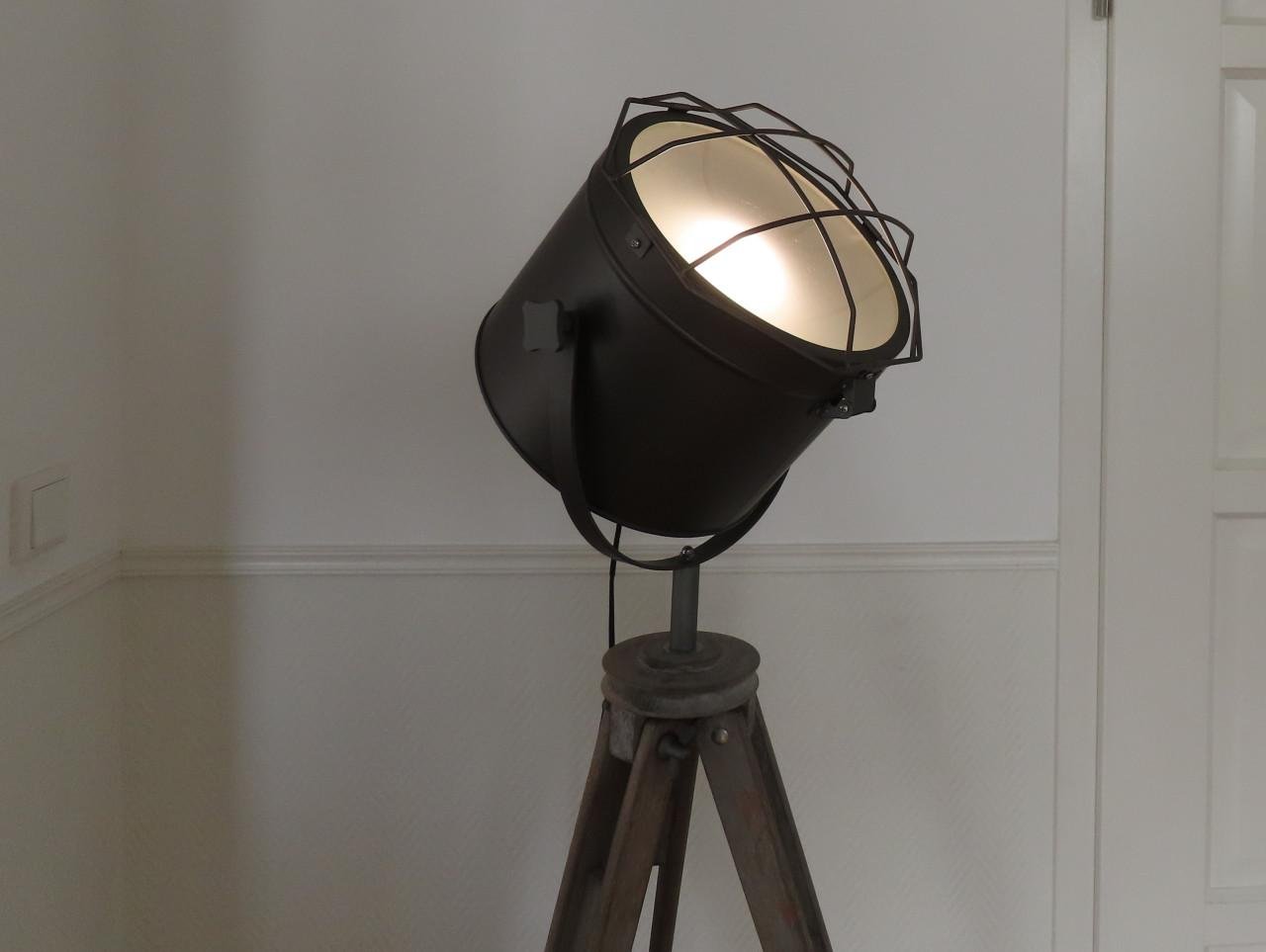 Industriële driepoot vloerlamp, hout/metaal