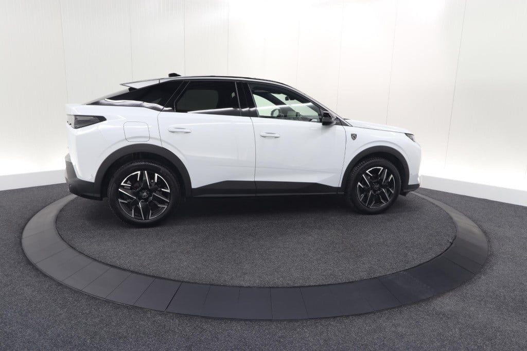 Peugeot 3008 hybrid 136 e-dsc6 gt | panoramadak | focal hifi pack| 360 came