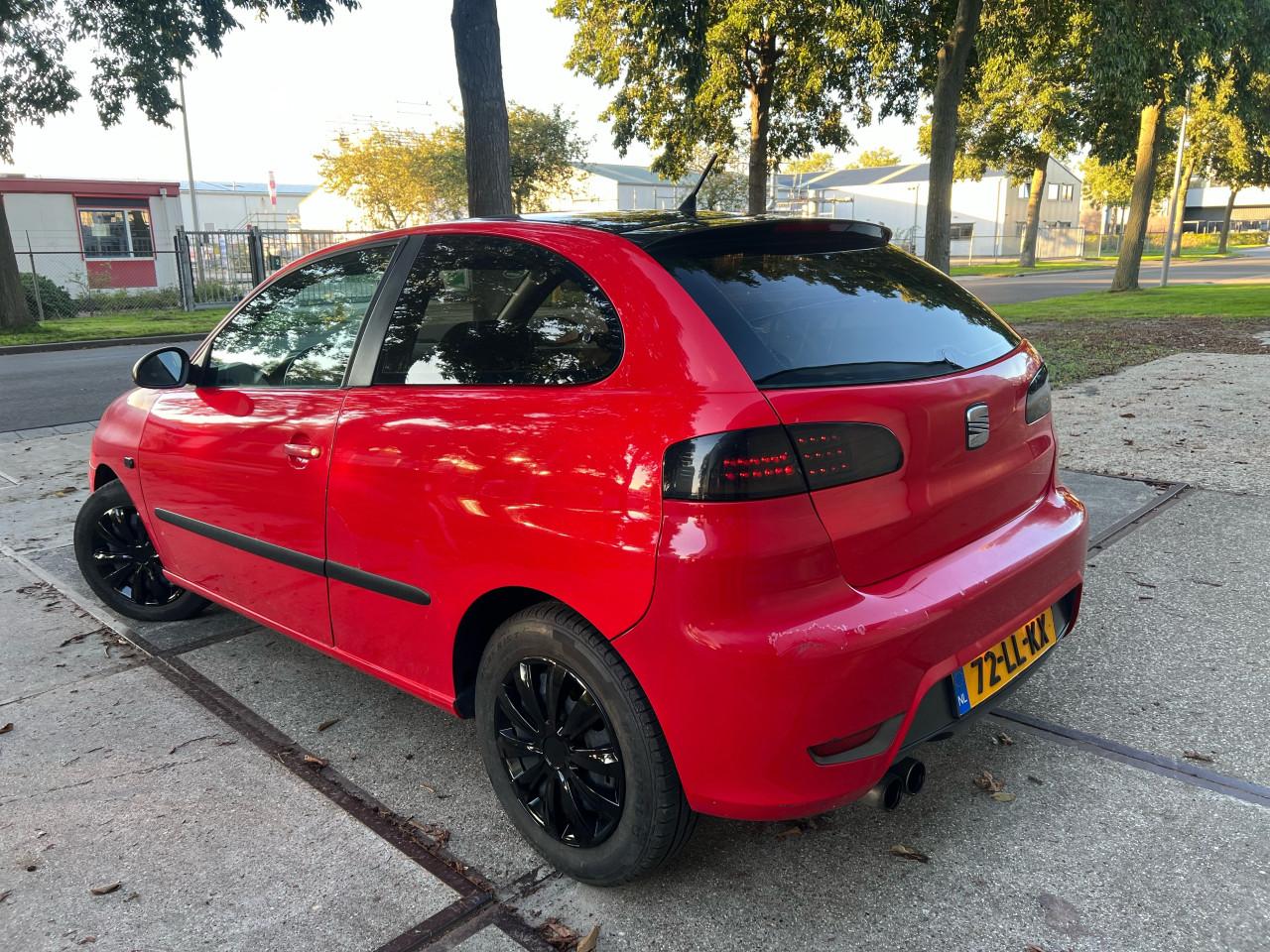 Seat Ibiza 1.4-16V Stella Airco/Cruise Jaar apk