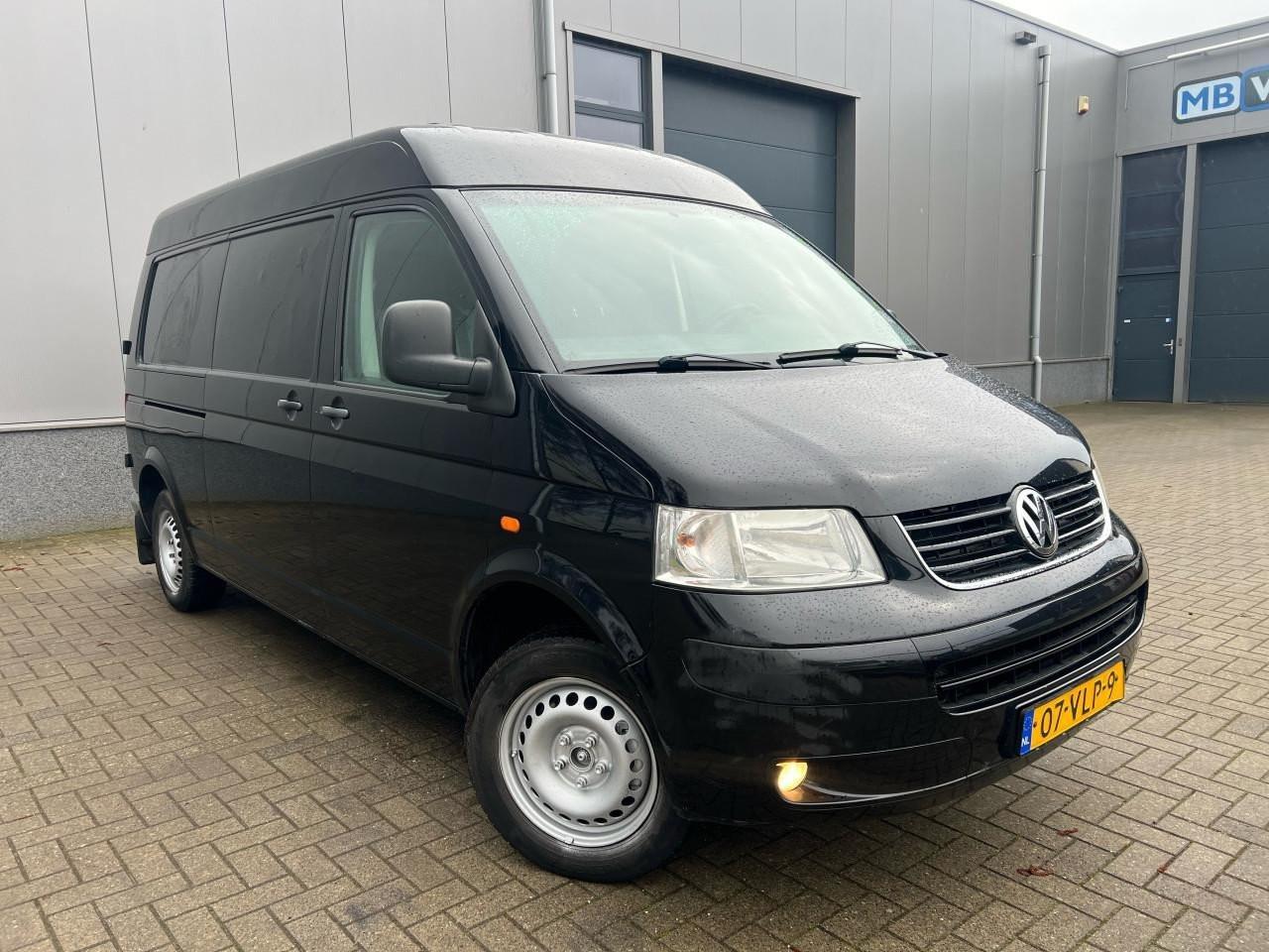 Volkswagen Transporter 2.5TDI 3zits Jaar apk