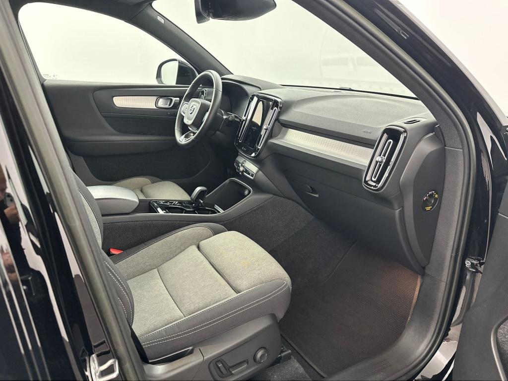 Volvo XC40 t5 262pk recharge r-design| camera| keyless| dab+