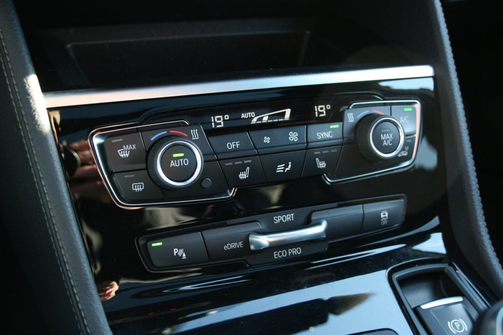 BMW 2-serie active tourer 225xe m-performance high executive